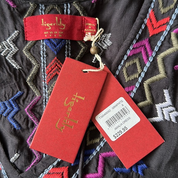 Tigerlily Amalia Embroidered tunic v-neck dress beach cover up - Picture 4 of 5